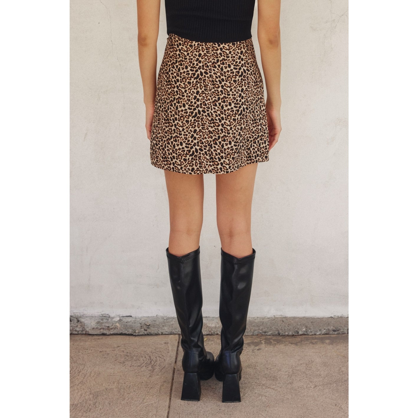 Cheetah Print Mini Slit Skirt