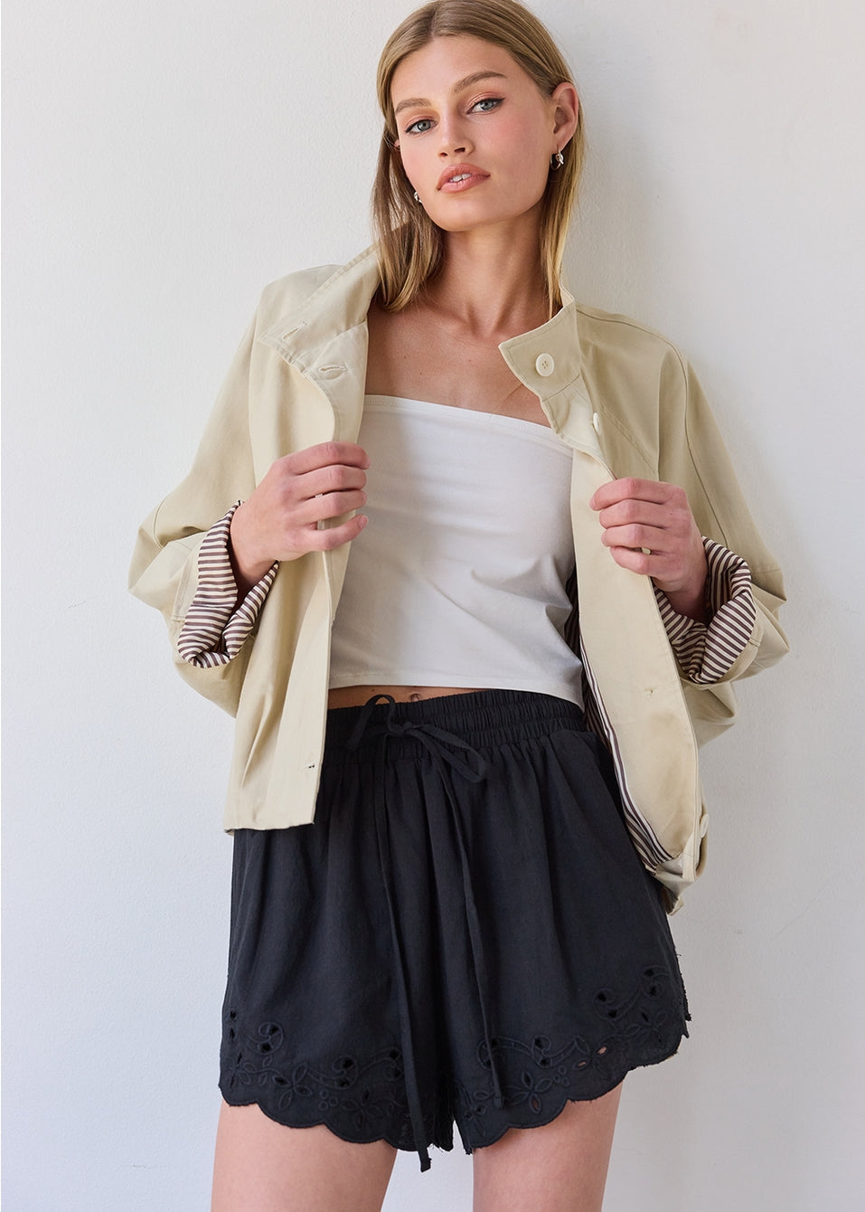 Scallop Black Shorts