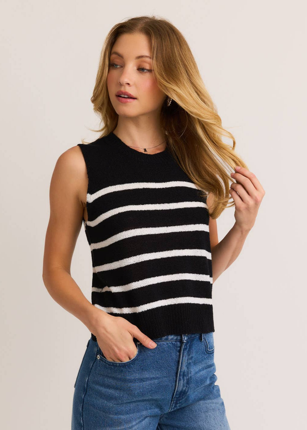 Striped Round Neck Sleeveless Sweater Top
