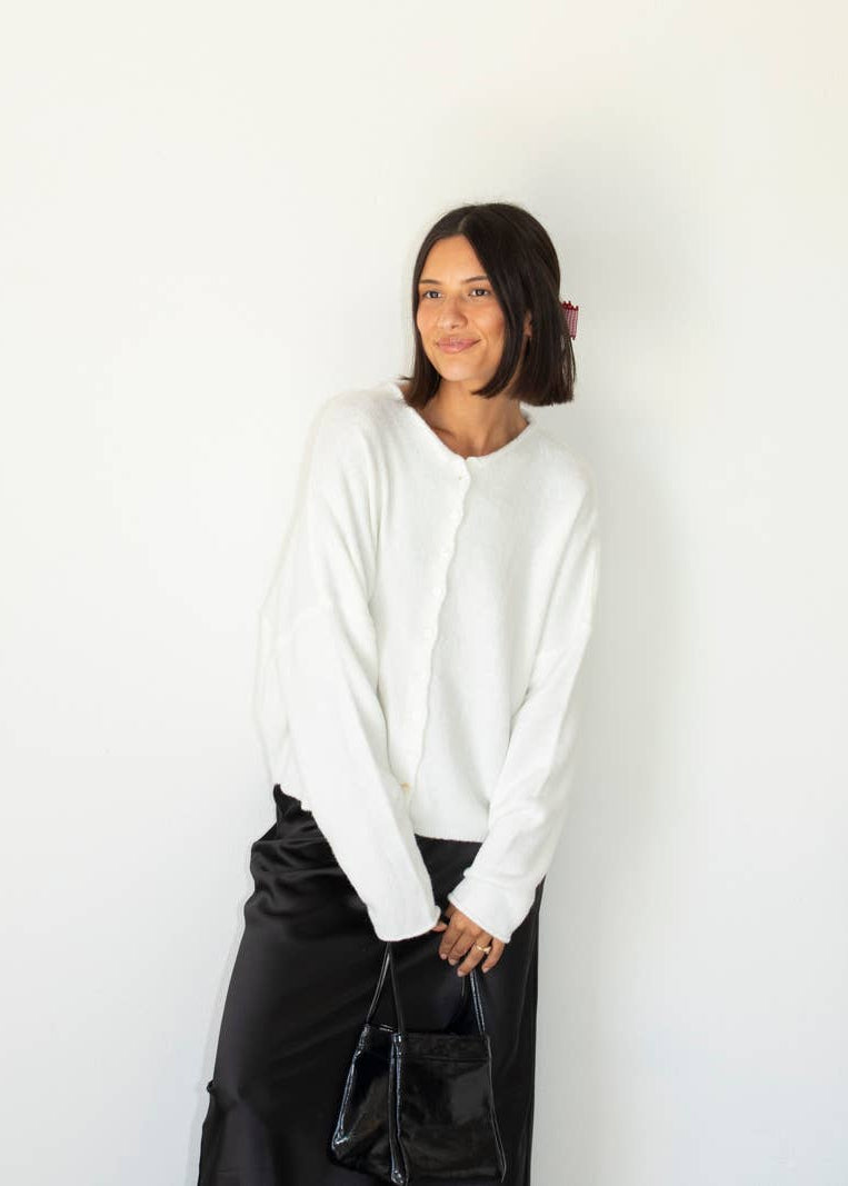 Clara Cardigan in Snow White