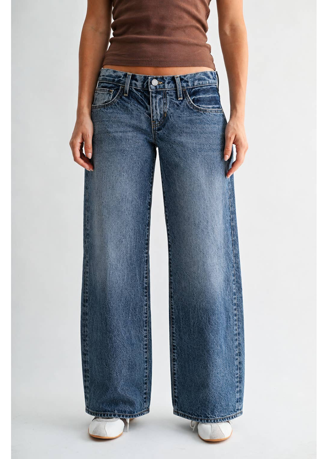 Low Rise Relaxed Straight - Medium Denim