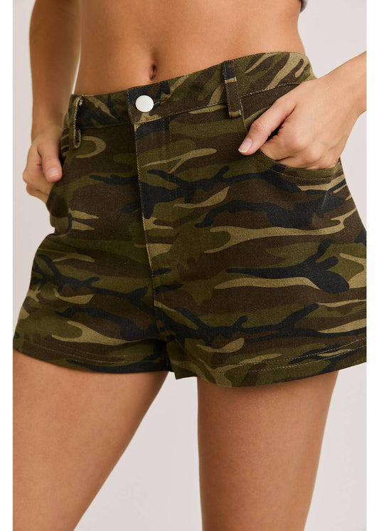 Camouflage Mid Rise Shorts