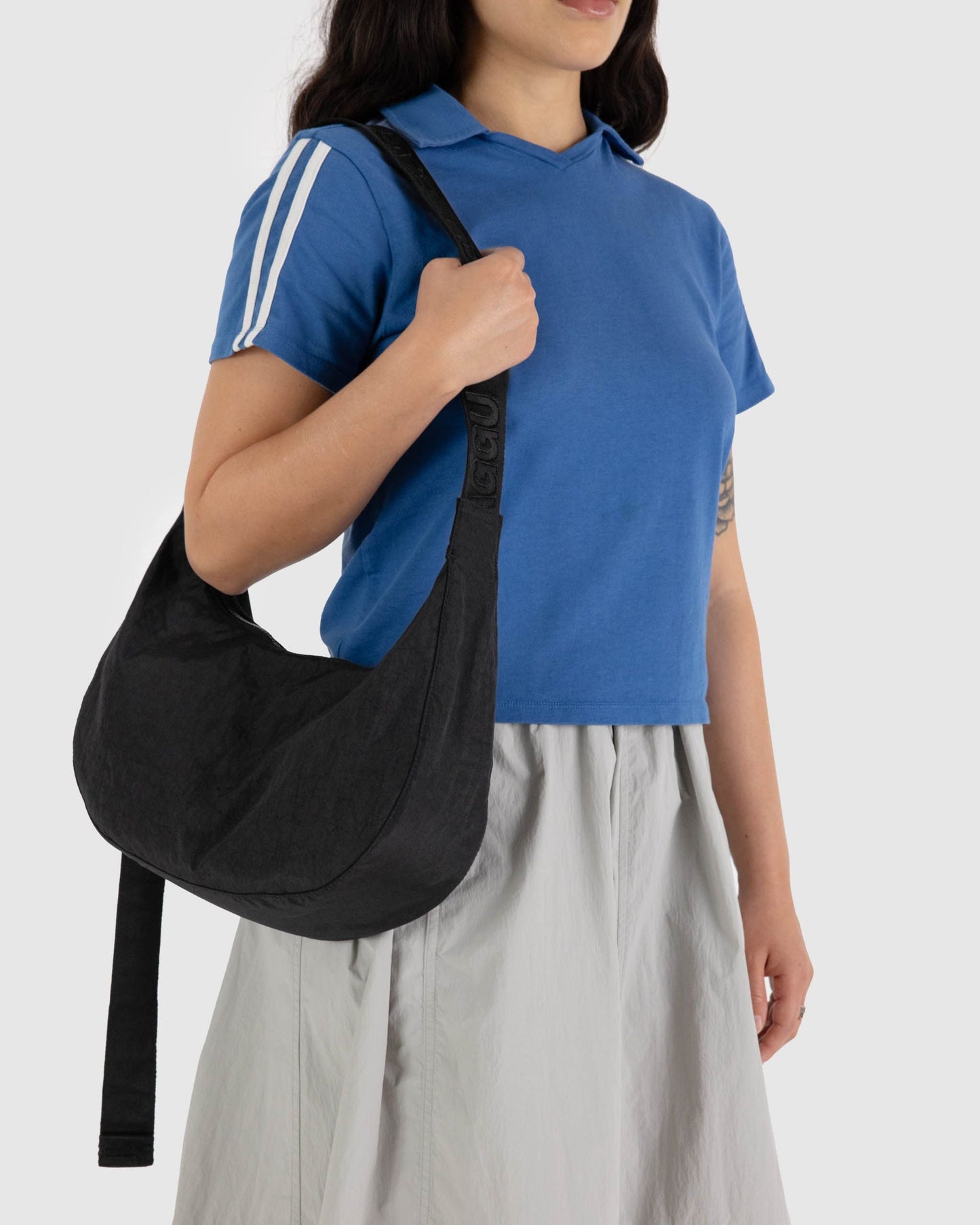 model wearing bag