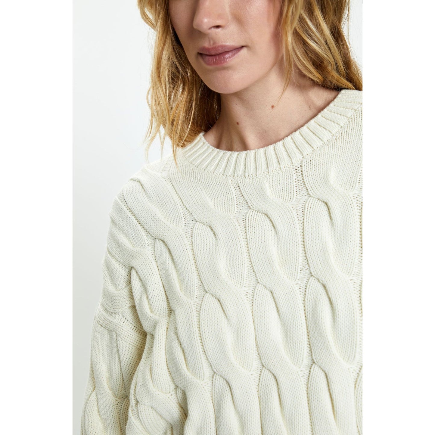 Eva Crew Neck Sweater by Pistola