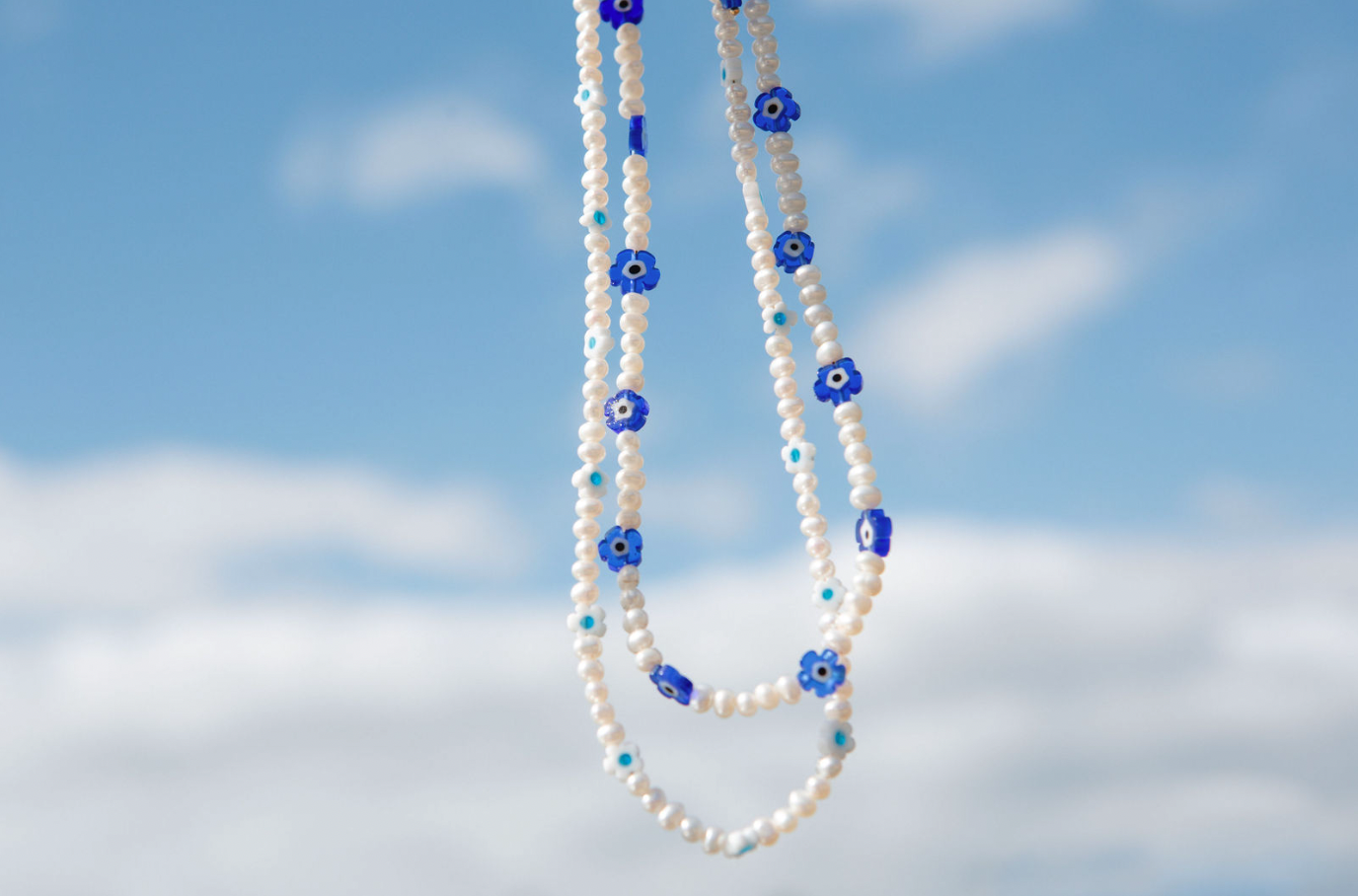 Navy & Daisy Pearl Necklace